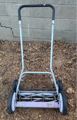Hyper Tough 18 Inch Manual Walk Behind Reel Lawn Mower
