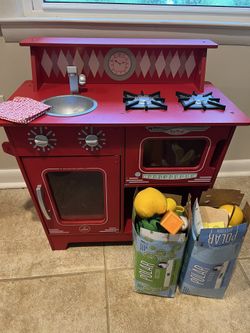 Child’s Play Kitchen