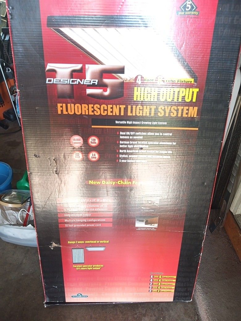 Hydro Farm T5 Designer High Output Fluorescent Light System 4'8" Tube Fixture