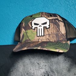Punisher Hat An Set Of 4 Shirts Xl