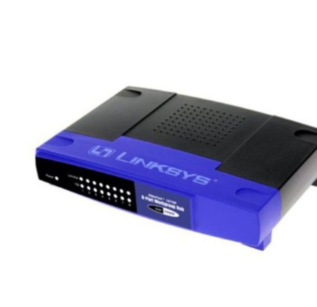 Linksys Router EtherFast® 8-Port 10/100 Auto-Sensing Hub SKU EFAH08W