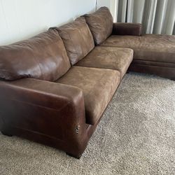 Lounge Sofa Surfed Leather Very Nice 