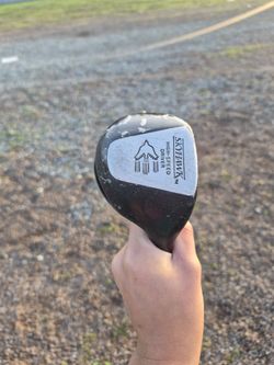 Two Right Handed Men's Driver's 