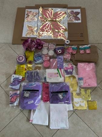 Huge Lot of Birthday Decorations Pink Purple Butterfly Balloons Tablecloths +++
