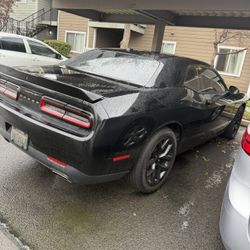 2020 Dodge Challenger SXT – V6 – 2 Door Coupe