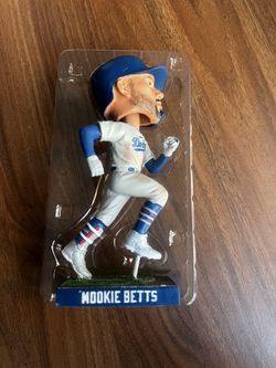 Mookie Betts Bobble Head 2025