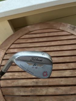 Titleist 52° vokey wedge lefty