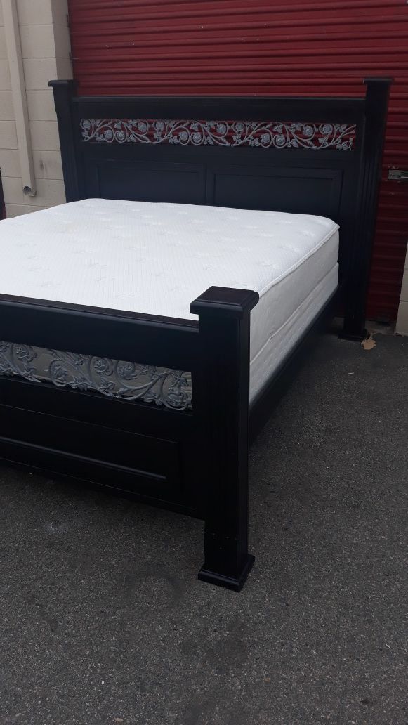 CAL KING BED COMPLETE