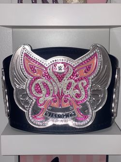 WWE DIVAS CHAMPIONSHIP REPLICA BELT