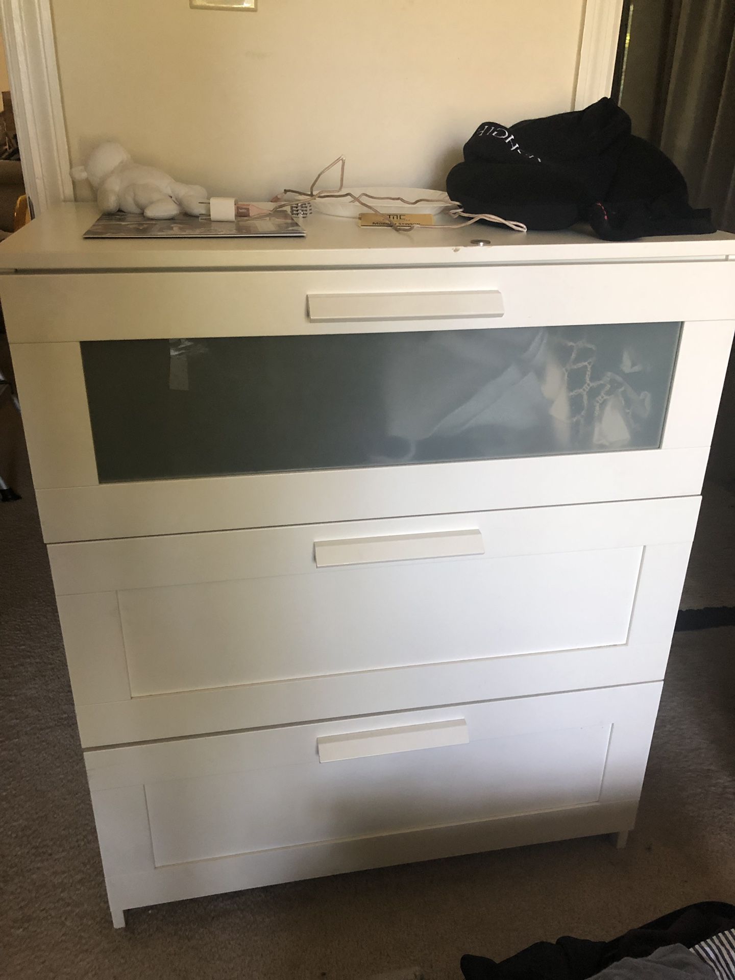 White 3 drawer dresser