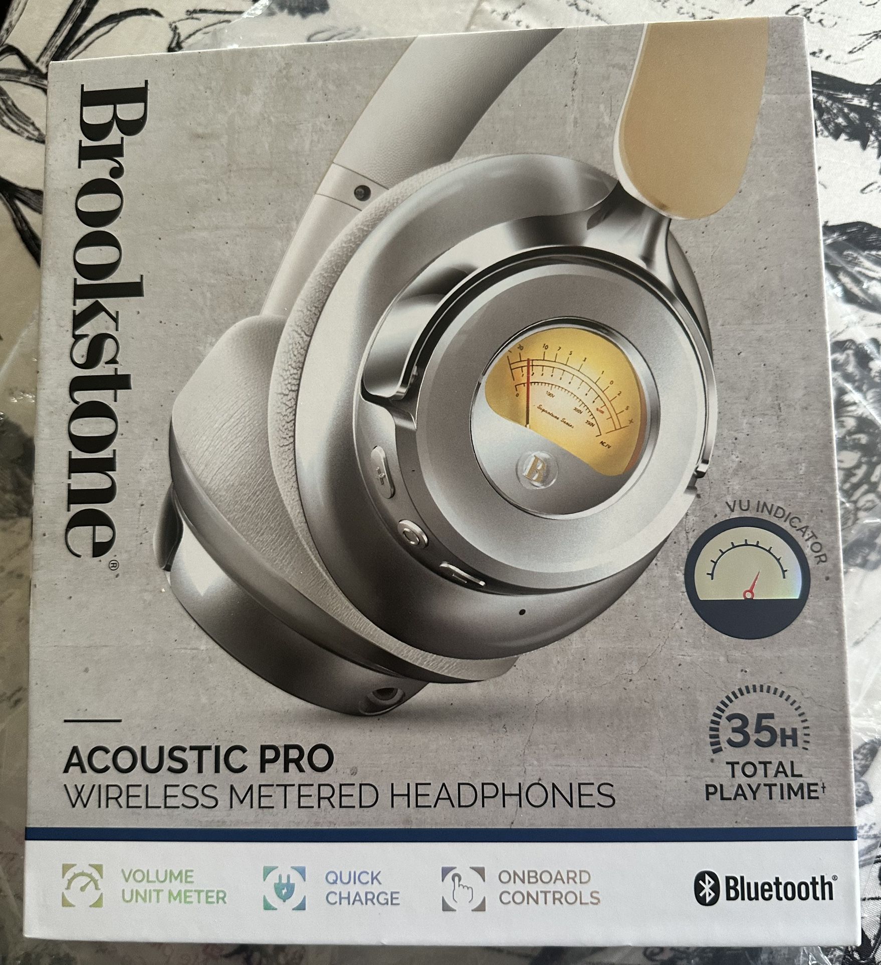 Brookstone Acoustic Pro Wireless Volt Metered Headphones 35 Hours Bluetooth