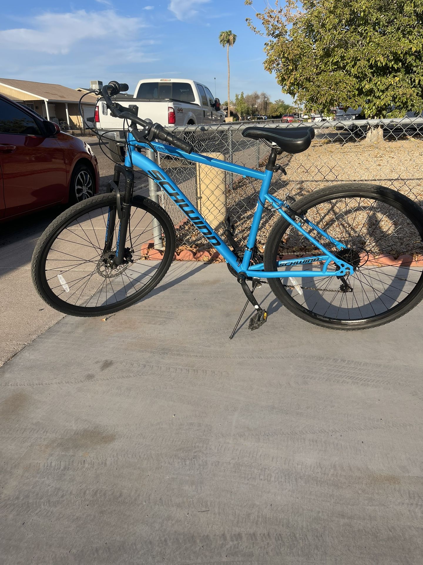Schwinn Copeland Men’s Bike Women’s Bike Unisex Hybrid Bike, 700c Wheels Blue 21 Speeds  Mountain Bike Bike Cruiser
