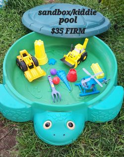 Turtle sandbox/kiddie pool w toys