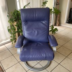 Leather Reclining Lounge Chair