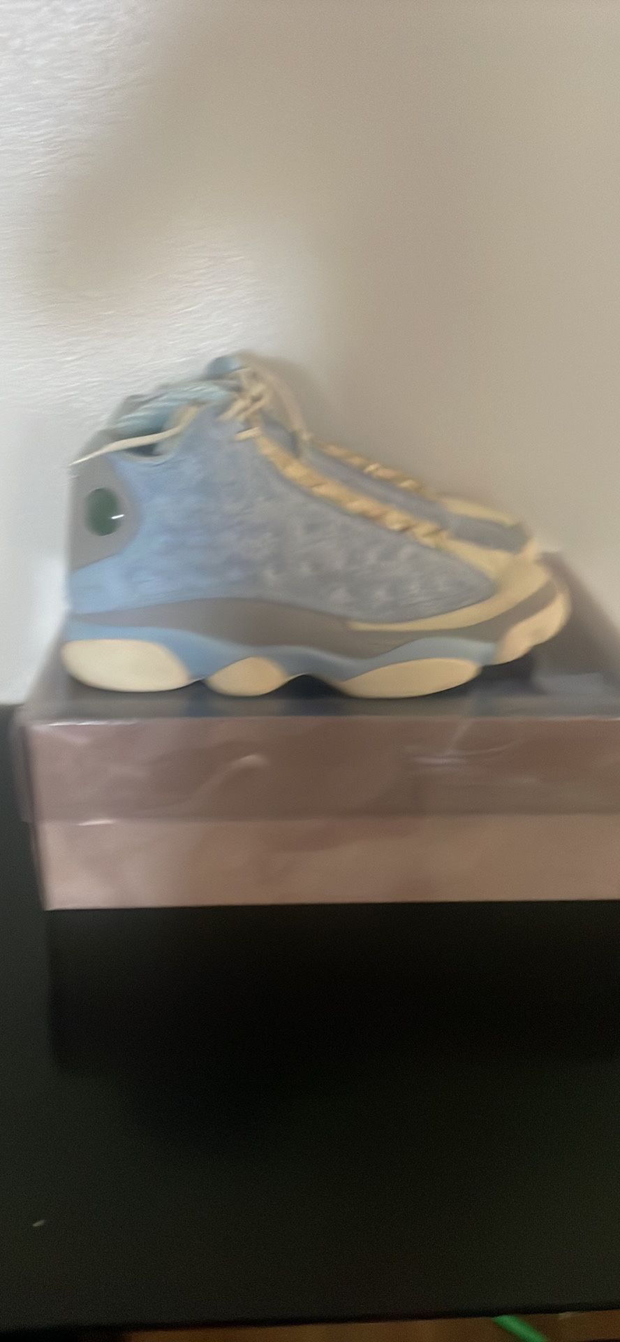 jordan 13 solefly 