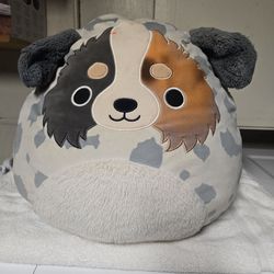 Plushies/Squishmallows stuffed animals