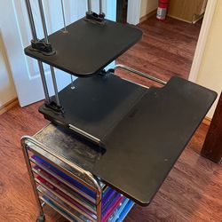 Stand Up Desk With Stabilizer  Only $50 OBO