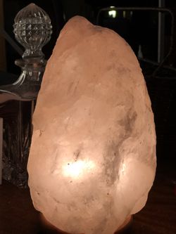 Himalayan Salt Crystal Lamp Therapeutic Air Purifier NIB