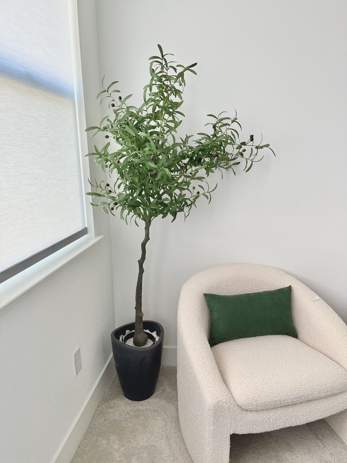 Faux Olive Tree 5’ Tall