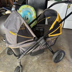 Evenflo Pivot Xplore