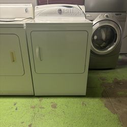 Gas Dryer Brand General Electric Everything Works Great With A 3 Months Warranty 