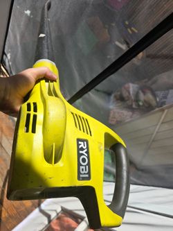 Ryobi Cordless Leaf Blower