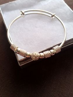 Fashion Bangle