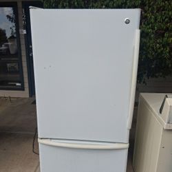 General Electric Refrigerator