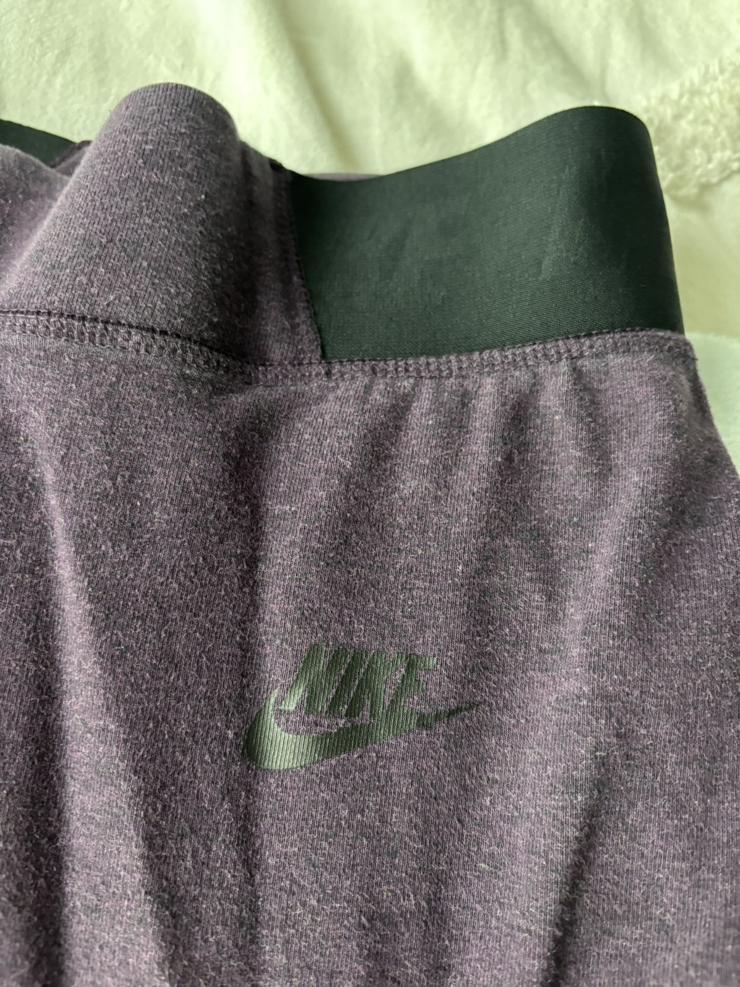 Women’s Purple Nike Workout Leggings Size Small
