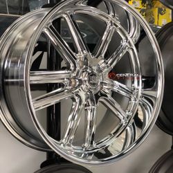 Us Mags Bullet U131 Chrome Wheels 5 Lug . 22x9 22x11  Staggered Fitment. Central Tires 