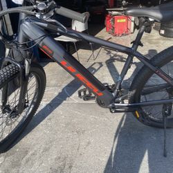 Bicicleta de montaña eléctrica Huffy 27.5" Vertis de 36V para adultos