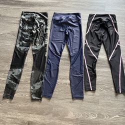 3 Leggings For $10! Under Armour Size XS 