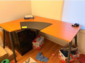 Desk for immediate sale!!!