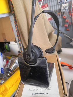 Desk headphones