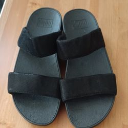 New Fit Flops Women's Size 8