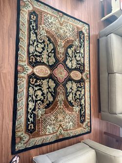 Area rug