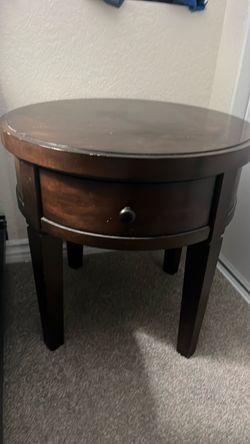 Pair of Round Wood End Table with Drawer