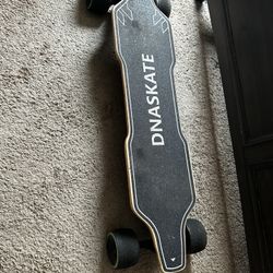 Dnaskate v4 electric skateboard  used works perfectly