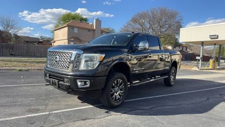 2016 Nissan TITAN XD Crew Cab