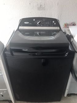 Washer $250 text me if interested