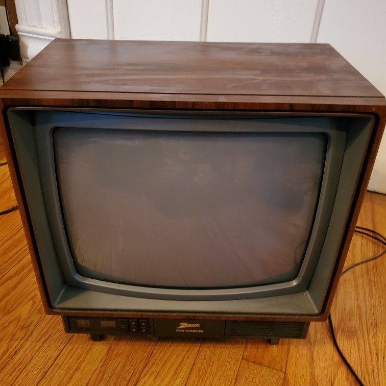Zenith Space Command CRT TV 13" Wood Grain