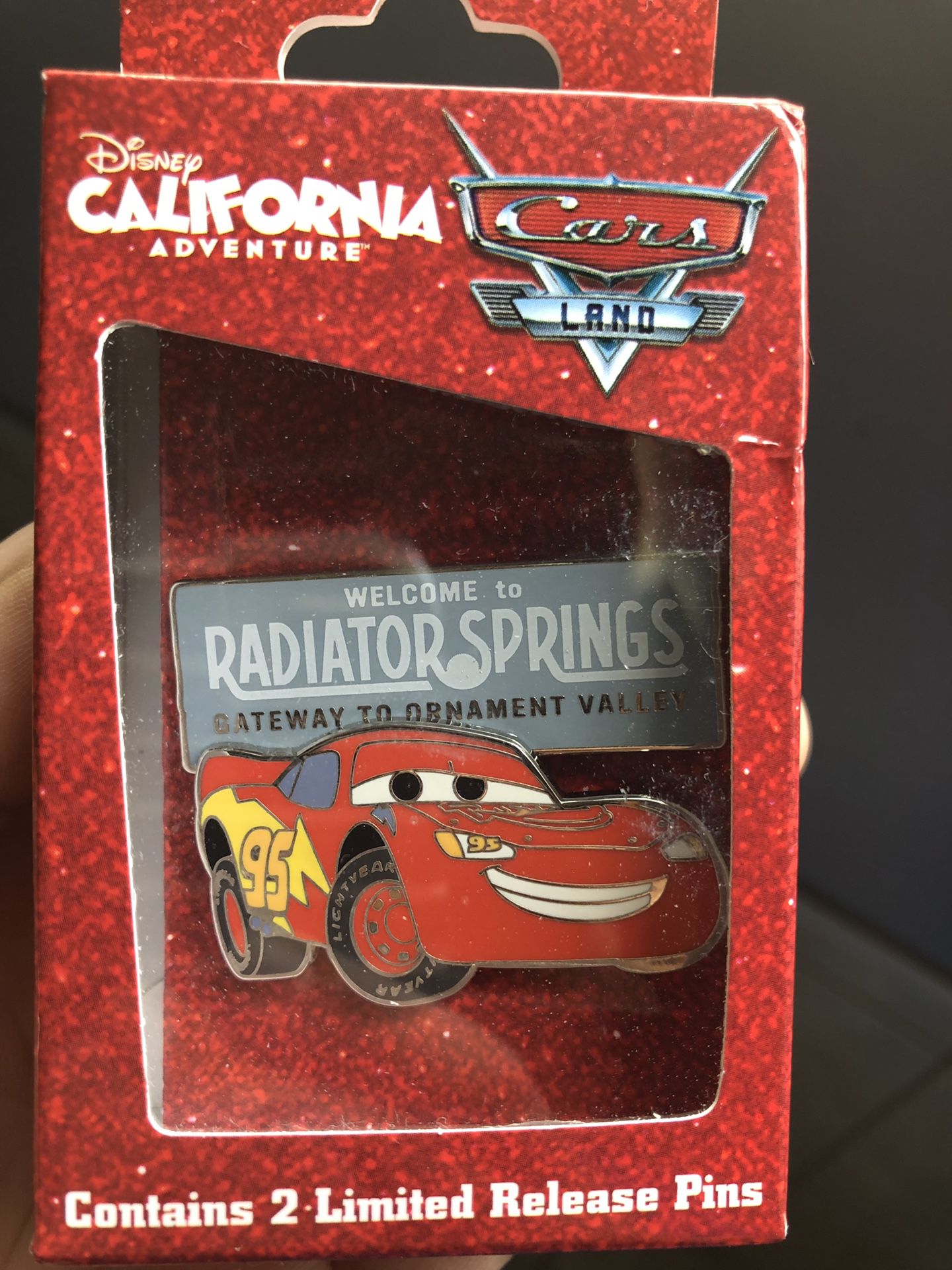 Disney pin Cars lightning McQueen