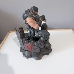 Marcus Fenix Statue 