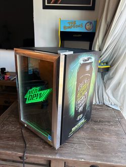 Mountain Dew Black Label Illuminated Glass Door Mini Fridge / Beverage Cooler