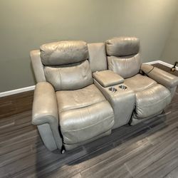 Reclining sofa 