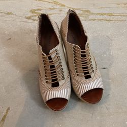 Wedges Make Me A Offer