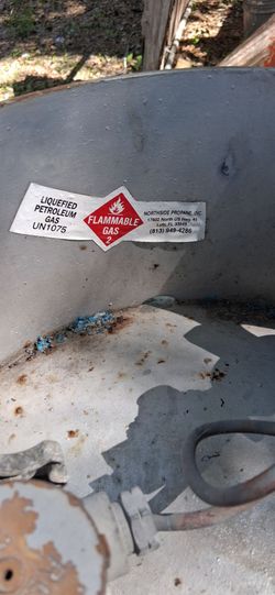 Liquid petroleum tank