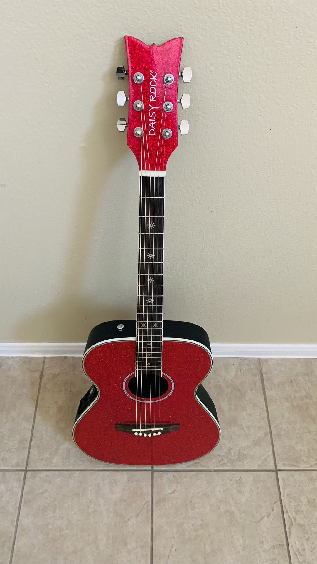 Daisy Rock Pixie Acoustic-Electric Guitar Pink Sparkle