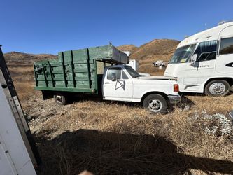 1989 Ford 1 Ton Trucks