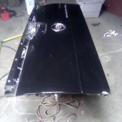 Escalade Or Avalanche Tailgate